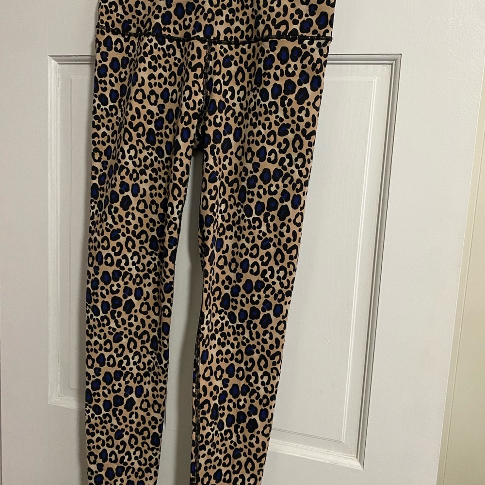 VS Sport leggings